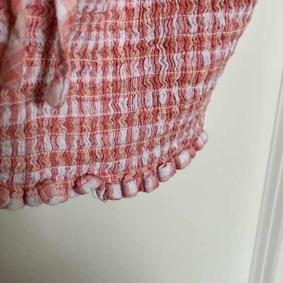 Gingham Ruffled Crop Top - Picture 6 of 7